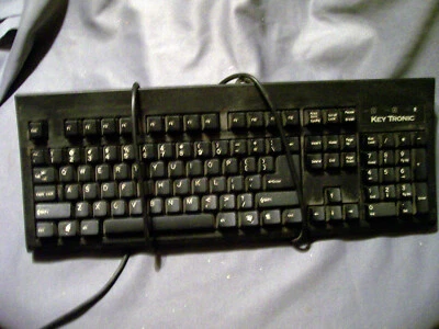 KEY TRONIC KT800P2N10P  KEY BOARD WORKING WHEN LAST IN USED - Image 1 of 4