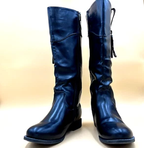 Botas de montar para mujer Catherines negras de imitación de cuero cremallera lateral | hasta la rodilla | 11W - Imagen 1 de 9