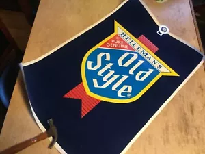 Vintage Old Style Beer Poster, Blacklight Flocked Heileman's 23x35in 1980, nice! - Picture 1 of 4
