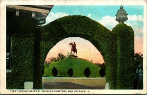 View Through Gateway Metarie Cemetery New Orleans Louisiana WB Postcard E11 - Picture 1 of 2