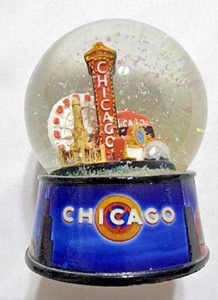 Chicago Snow Globe: City Landmarks 2.5" Base / 3.5" Tall Glass Globe - Picture 1 of 4