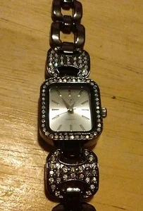Vintage JS ladies watch, running with new battery NR J - Picture 1 of 1
