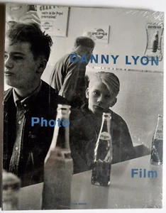 R70920 DANNY LYON  Photo. Film  1959-1990  (OVP) Edition Braus (OVP) - Picture 1 of 2