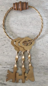 Vintage Kunst Dekor Skelett Schlüssel Gold Galerie Wand Metall Ring verziert Öko Set - Bild 1 von 12