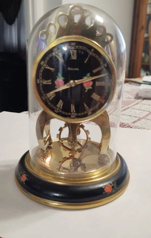 VINTAGE MINIATURE ROSE DESIGN BULOVA WIND UP BALANCE WHEEL DOME NOVELTY CLOCK Cover