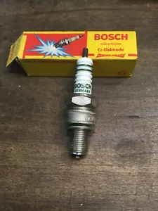 10 NOS Bosch Spark Plug W160T2 Jensen Interceptor 541, 541R manufactured 1950-59GB 🙂 - Picture 1 of 2