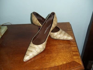 EMANUEL UNGARO Neutral Heels Sz 6M - Picture 1 of 6