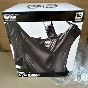 DC Direct Original 1er Blanco y Negro TODD McFARLANE Batman 423 Figura Cómic Estatua - Imagen 1 de 9
