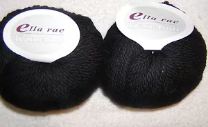 2 SKEINS - Ella Rae - KAMELSOFT - 75% Wolle ~ 25% Kamel. Farbe #112 - SCHWARZ - Bild 1 von 4