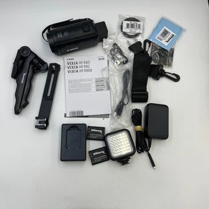 Cámara de video digital compacta Canon Vixia HF R800 3,2 MP paquete y accesorios - Imagen 1 de 11