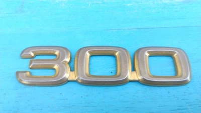 Lexus OEM 1997-2001 ES300 ES 300 emblema traseiro dourado logotipo placa de identificação nome OEM  - Imagem 1 de 4