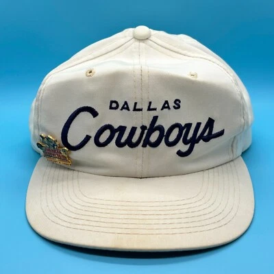 Boné vintage Dallas Cowboys script SnapBack Sports Specialties branco NFL com broche - Imagem 1 de 4