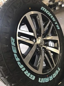 4x GENUINE TOYOTA HILUX SR5 18" Wheels & AT TERRAIN Tyres HILUX 4WD PRADO - Picture 1 of 5
