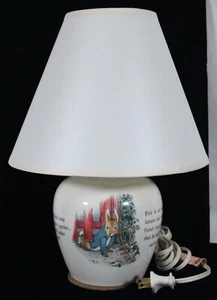 RARO! LAMPADA DA TAVOLO VINTAGE WEDGWOOD BEATRIX POTTER PETER CONIGLIO COMODINO ASILO NUOVA - Foto 1 di 11