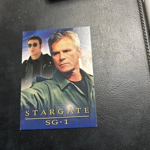B18s Stargate Sg-1 Season 4  2002 #2 Richard Dean Anderson Jack O'neill - Picture 1 of 2