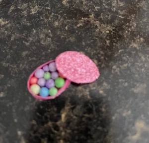 Easter Oval Box of Pastel Candies- 1:12 dollhouse miniatures Gailslittlestuff. - Picture 1 of 1