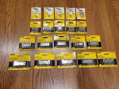 Lote de (40) Bisagras Stanley, 1 1/2", 2", 2 1/2" Acabado Latón Foto 1 de 4