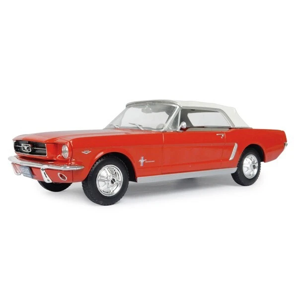 AUTO VINTAGE EUROPE COLLECTION Modello 1:24 n° 33 FORD MUSTANG - 1965 - Immagine 1 di 2