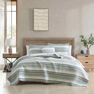 4 Piece Green Lightweight Cotton Bonus King Reversible Sham Comforter Quilt Set - Picture 1 of 6