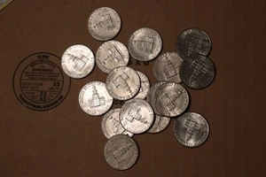 1976 1976D Bicentennial Kennedy Half Dollar Average Circulated Buying 1 Coin - Bild 1 von 2