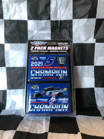Kyle Larson # 5 NASCAR Cup Series Champion Rectangle Magnet, 2pack Cover