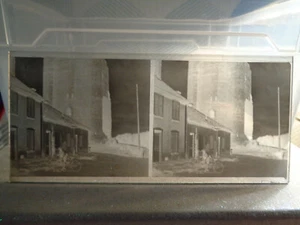 PLAQUE PHOTO VERRE STEREO  HOUDAN (78) LA TOUR ANIMEE BICYCLETTES - Imagen 1 de 1