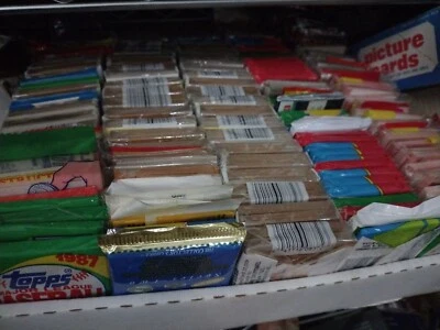1000 OLD VINTAGE BASEBALL CARD LOT FACTORY SEALED UNOPENED PACK LOT cello RACK  - Image 1 of 4