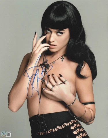 SEXY KATY PERRY SIGNED 11X14 PHOTO AUTHENTIC AUTOGRAPH BECKETT BAS Cover