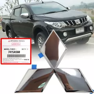 VERO EMBLEMA LOGO GRIGLIA RADIATORE CROMATO PER MITSUBISHI L200 TRITON 15-18 - Foto 1 di 9