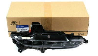 OEM 92202-B1000 LED Fog Right Passenger Ups# for Hyundai GENESIS Sedan 2015~2016 - Image 1 of 4