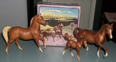 Vintage Breyer Classic Arabian Horse Family Chestnut 3055 - Image 1 of 4