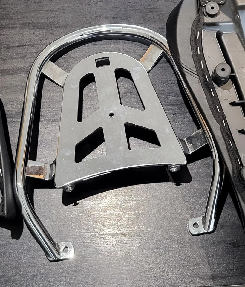 poignée passager motoguzzi 2B001813 - Photo 1/3