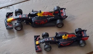 Bburago Burago Max Verstappen Red Bull RB12 And RB13 Jumbo 1:43 2016 2017 - Picture 1 of 5