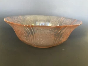 Vintage Pink Depression Glass Serving Bowl American Sweetheart Design 8.5”  - Picture 1 of 5