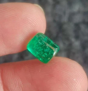 3.32 CTS Zambian Emerald Rare Undrilled Tumble Cabochon For Jewellery Making - Picture 1 of 9