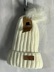 Gorro de invierno para mujer con pompón blanco - Imagen 1 de 10