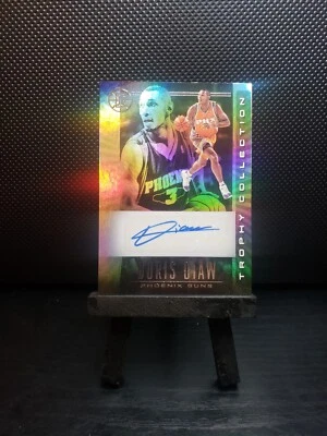 Boris Diaw Panini Illusions Trophy Collection Signatures 2019-20 #TC-BDW automático Foto 1 de 2
