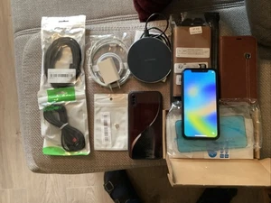 Apple iPhone x 256GB Weiß ohne Simlock - Bild 1 von 6