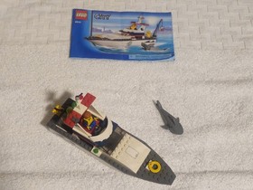 LEGO CITY: Fishing Boat (4642) Used (100% Complete) No Box (missing fish pole)