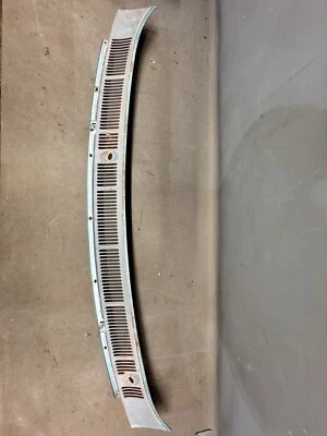 Ford Galaxie 500 XL LTD 1967 1968 capó ventilación parrilla panel descongelador aire fresco fabricante de equipos originales Foto 1 de 4