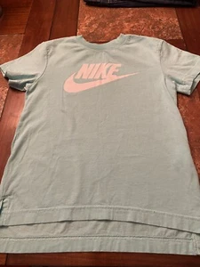 Girls Green Nike High/Low TShirt Size S - Picture 1 of 3