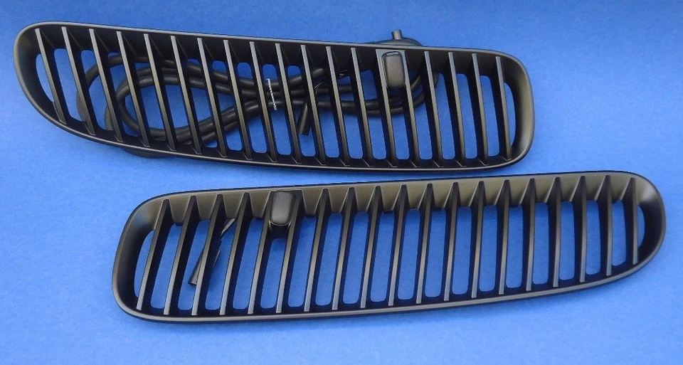 2004-2005-2006 BMW E53 X5 ORIGINAL HOOD TOP GRILLE INLET SET IN MATT BLACK GRILL - Image 1 of 1