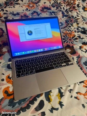Apple MacBook Pro 13,3" (Intel Core i5 8ème Gén., 2,3 GHz, 8 Go RAM, 256 Go SSD) - Photo 1/4