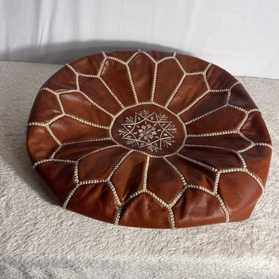 Puf otomano hecho a mano de cuero genuino marroquí Marrakech cubierta solo redonda marrón Foto 1 de 4