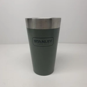Stanley Classic Stay Chill 16 oz. Beer Pint in Hammertone Green No Lid - Bild 1 von 6