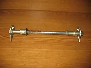 2009 TW200 REAR WHEEL AXLE BOLT YAMAHA TRAILWAY TW 200 2JX-25381-11-00 - Picture 1 of 6