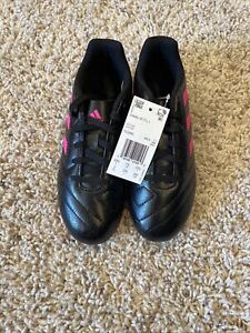 Adidas Girls Hole to VII Soccer Cleat Size 2