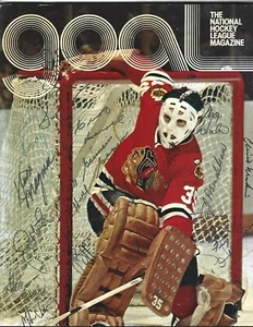 RARE 1973 CHICAGO BLACKHAWKS TEAM AUTOGRAPHED GOAL MAGAZINE W/ESPO REAY MIKITA - Bild 1 von 1