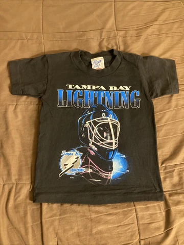 Vintage Tampa Bay Lightning NHL Single Stitch Graphic T-Shirt Size Youth Small Cover