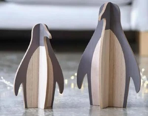 Juego de 2 piezas de decoración de madera Penguin Bird mesa de vacaciones figuras modernas de madera - Imagen 1 de 2